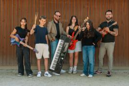 Gruppenfoto der Schulband der Stefan-Zweig-Realschule Endingen