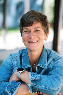 Portraitfoto Anna Schlindwein 